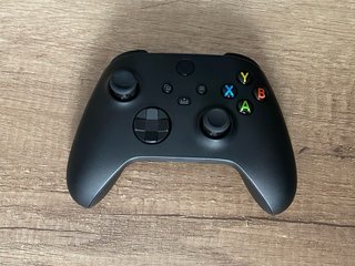Mando Xbox Carbon Black Inalámbrico