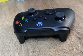 Mando Xbox Carbon Black Inalámbrico