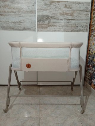 Cuna de colecho Lionelo + colchón semi nuevo