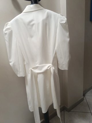 Abito blazer doppiopetto Bershka bianco