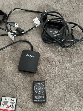 Cámara Konica Minolta 2000 + Accesorios