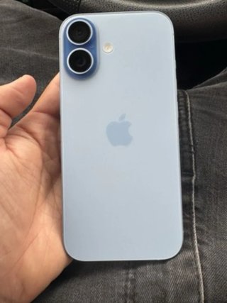 iPhone 17 256GB Azul incluye cargador. Batería100%