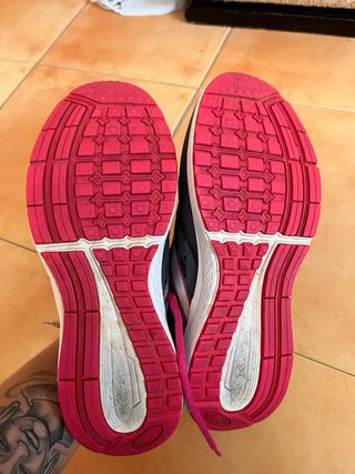 Deportivas Boomerang grises y rosas talla 36