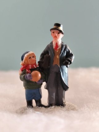 Figura pueblo navideño