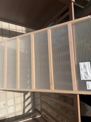 Cuna de madera en buen estado