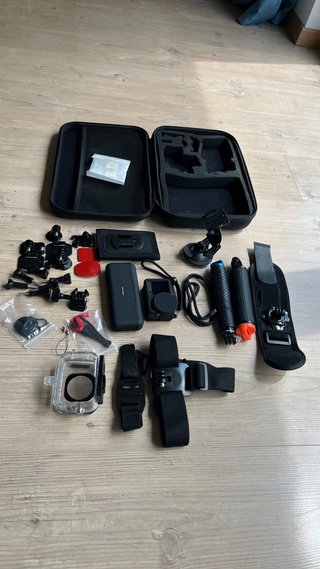DJI Osmo Action 6 + Batteria