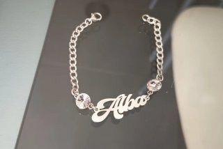 Pulsera de plata con nombre 'Alba'
