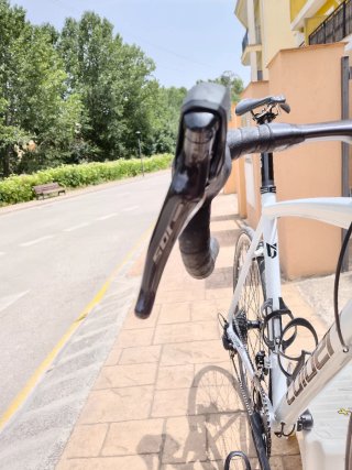 Bici da strada Coluer Radar