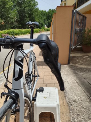 Bici da strada Coluer Radar