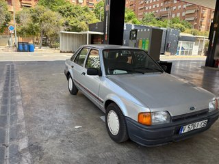 Ford Escort 1987