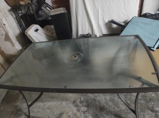 Mesa de exterior cristal y metal