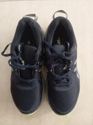 Zapatillas Asics Azul Marino y Gris