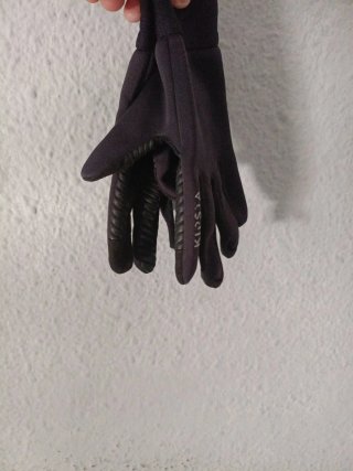 Guantes de fútbol Kipsta negros y morados