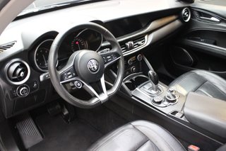 Alfa Romeo Stelvio 2017