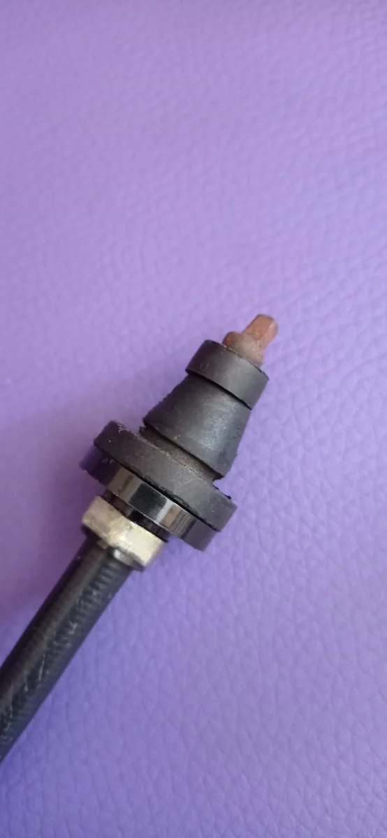 Cable acelerador SEAT 127 con muelle. Ref: 3523