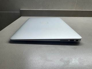 MacBook Air Argento
