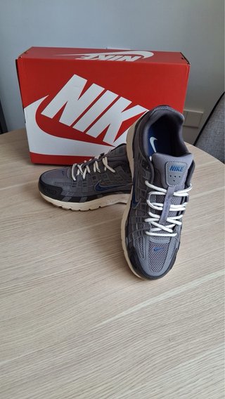 Nike P-6000 Gris/Azul Talla 42.5