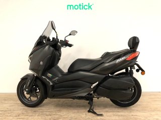 YAMAHA XMAX 300