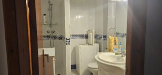Alquilado ático, 2 dormitorios, en zona residencia