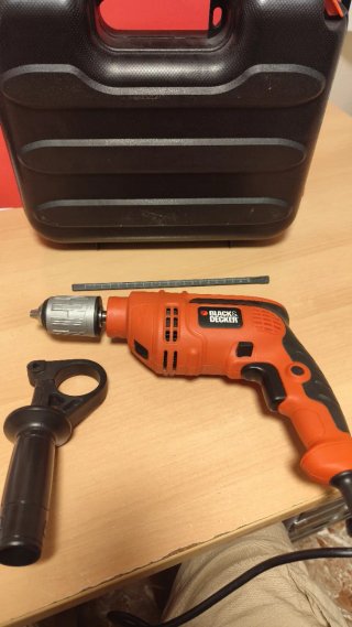 Taladro BLACK & DECKER CD714 CRES 710W
