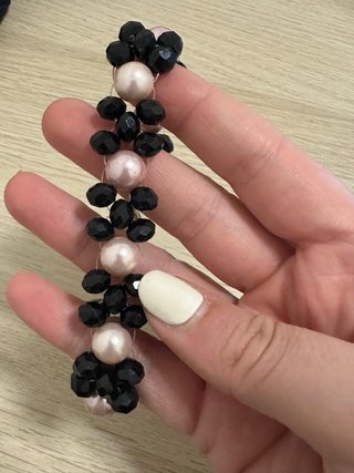 Bracciale cristalli neri e perle fiume