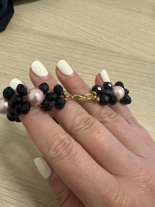 Bracciale cristalli neri e perle fiume