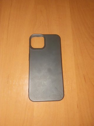 iPhone 13 Blanco + Cargador y Funda