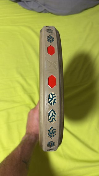 Pala Drop Shot Axion Attack 2.0 Jon Sanz