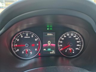 KIA STONIC GERENCIA  DRIVE HÍBRIDO Y GASOLINA