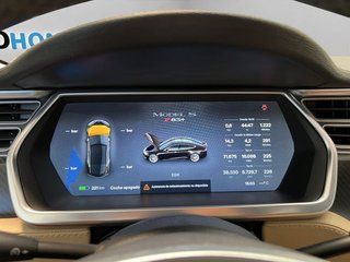 Tesla Model  S S (2014)