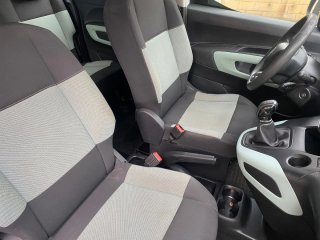 Citroen Berlingo Talla M BlueHDi 100 SS FEEL
