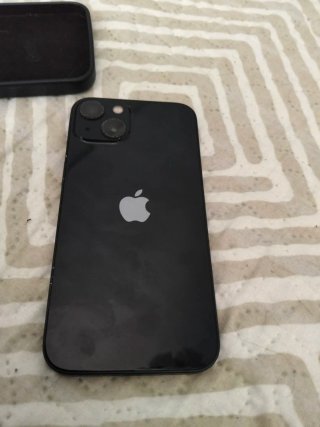 iPhone 13 Apple