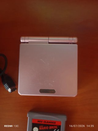 Game Boy Advance SP Rosa más 2 juegos