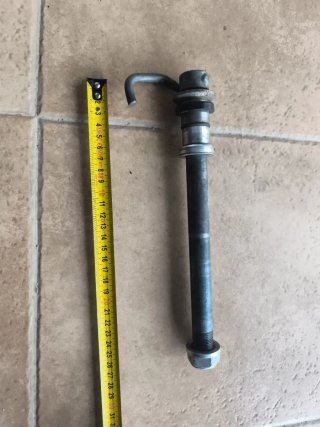 Tornillo buje llanta Husqvarna