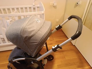 Passeggino Bugaboo modello Bee6 con ovetto
