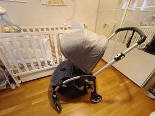 Passeggino Bugaboo modello Bee6 con ovetto