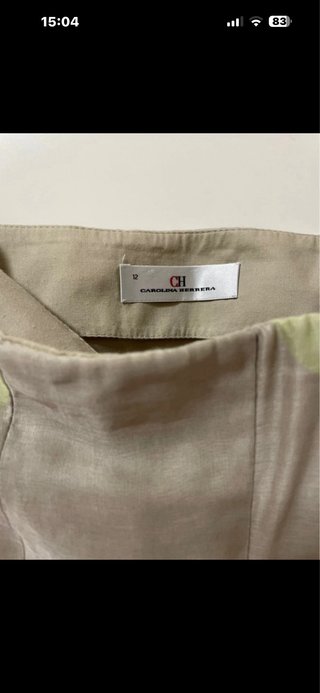Conjunto CH verde y beige lunares.