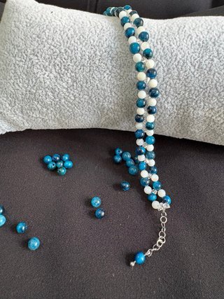 Braccialetto donna perline blu e bianche