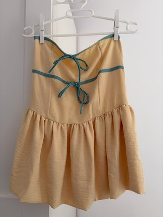 Vestido estilo francés irregular