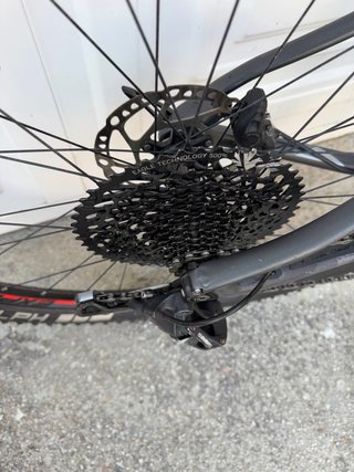 Bicicleta MTB Carbono