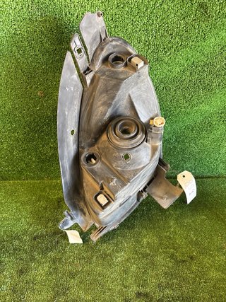 Faro Delantero Derecho Citroen Xsara Picasso