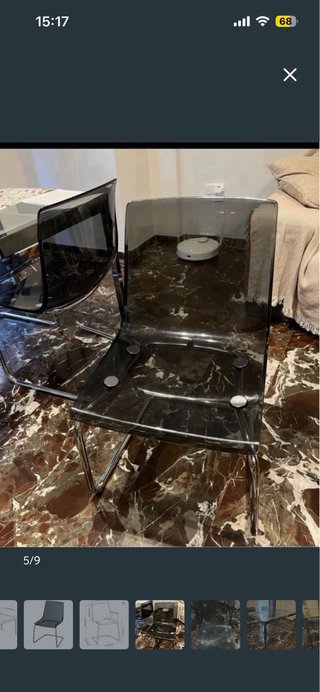 Mesa extensible cristal y metal