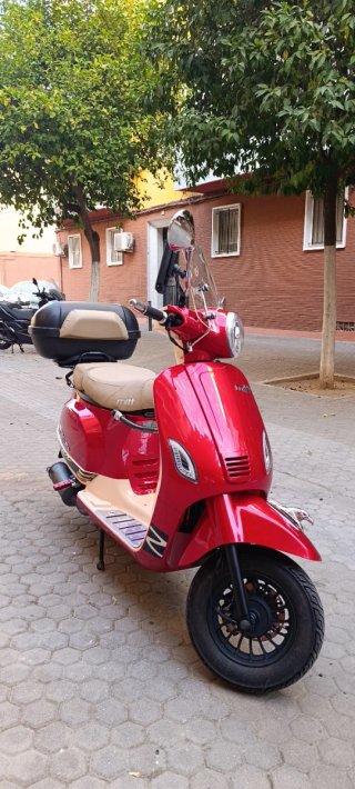 Moto Scooter Mitt 125