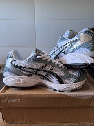 Zapatillas Asics Gel-Kayano 14 WHITE/FJORD GREY