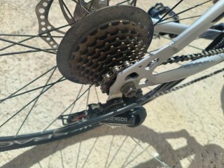 Bici Highway Deadfly XC-880 Road Bikerace
