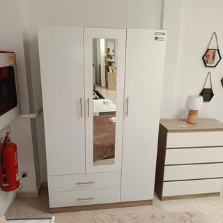 Dormitorio completo: Armario, Cómoda, Cabecero