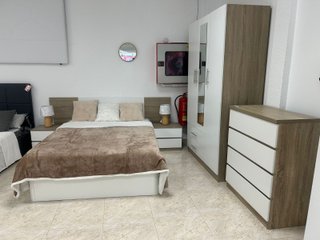 Dormitorio completo: Armario, Cómoda, Cabecero