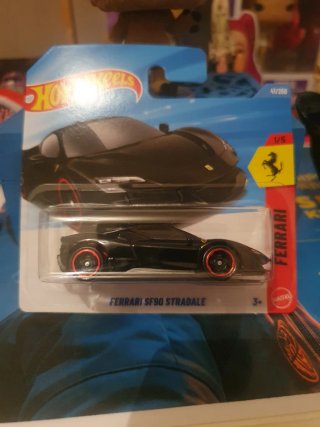 Ferrari SF90 Stradale