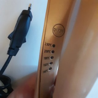 Piastra per capelli ondulati oro
