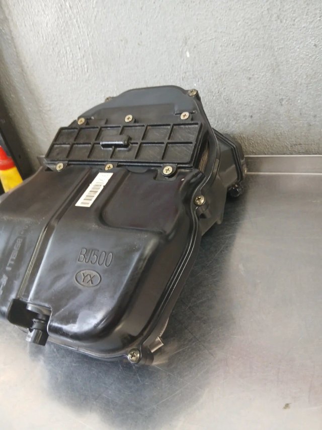 Caja filtro aire Benelli 502 C 2019